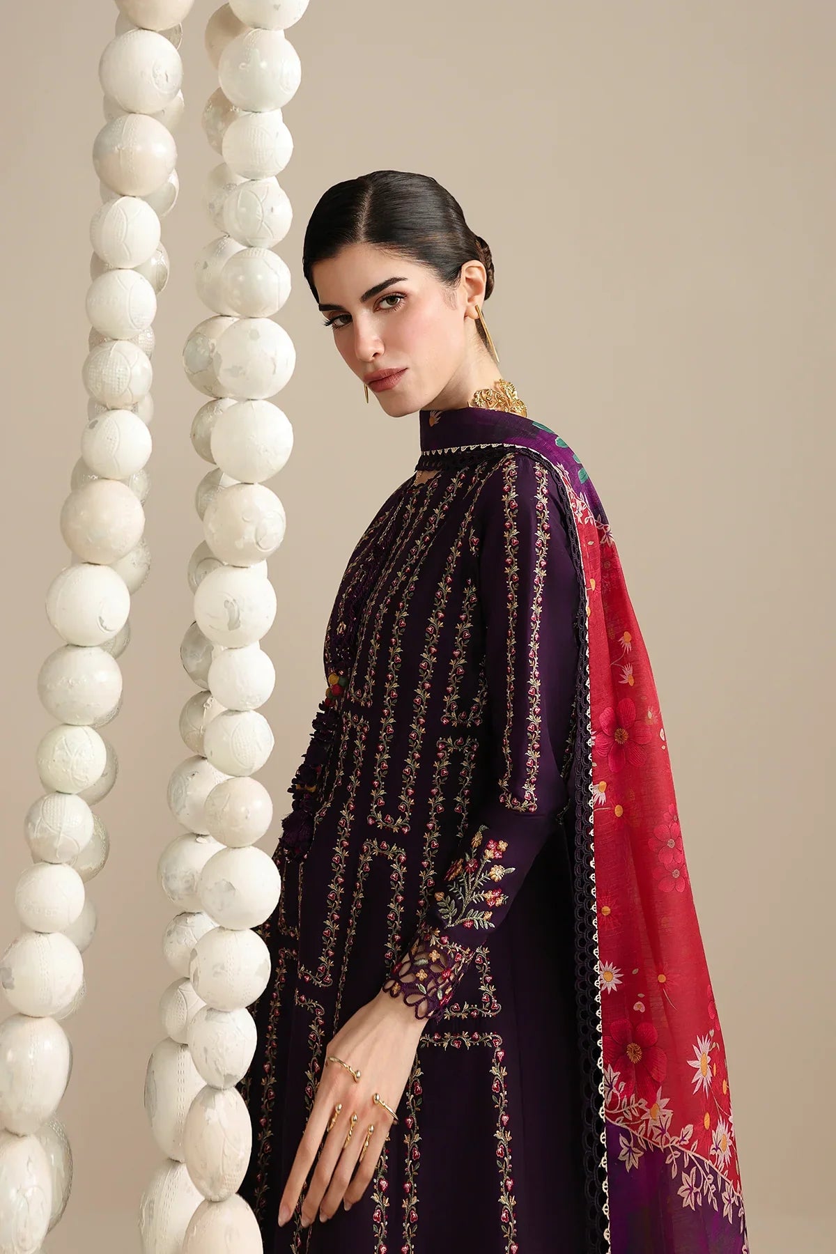 EMBROIDERED LAWN IL26-D06