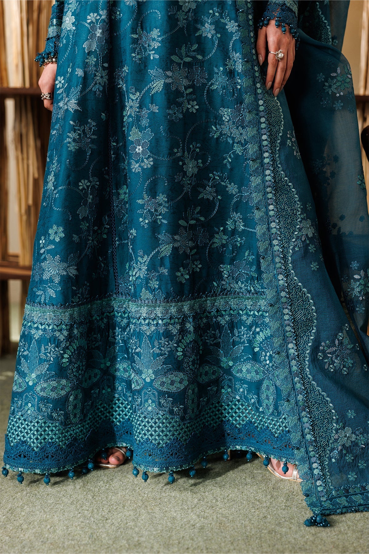 EMBROIDERED LAWN EL26-D04