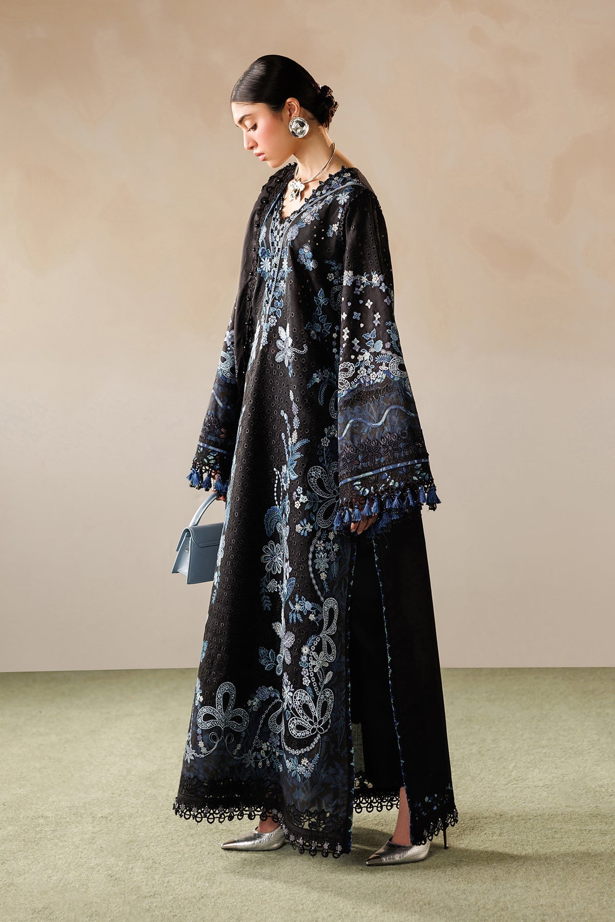 EMBROIDERED LAWN EL26-D08