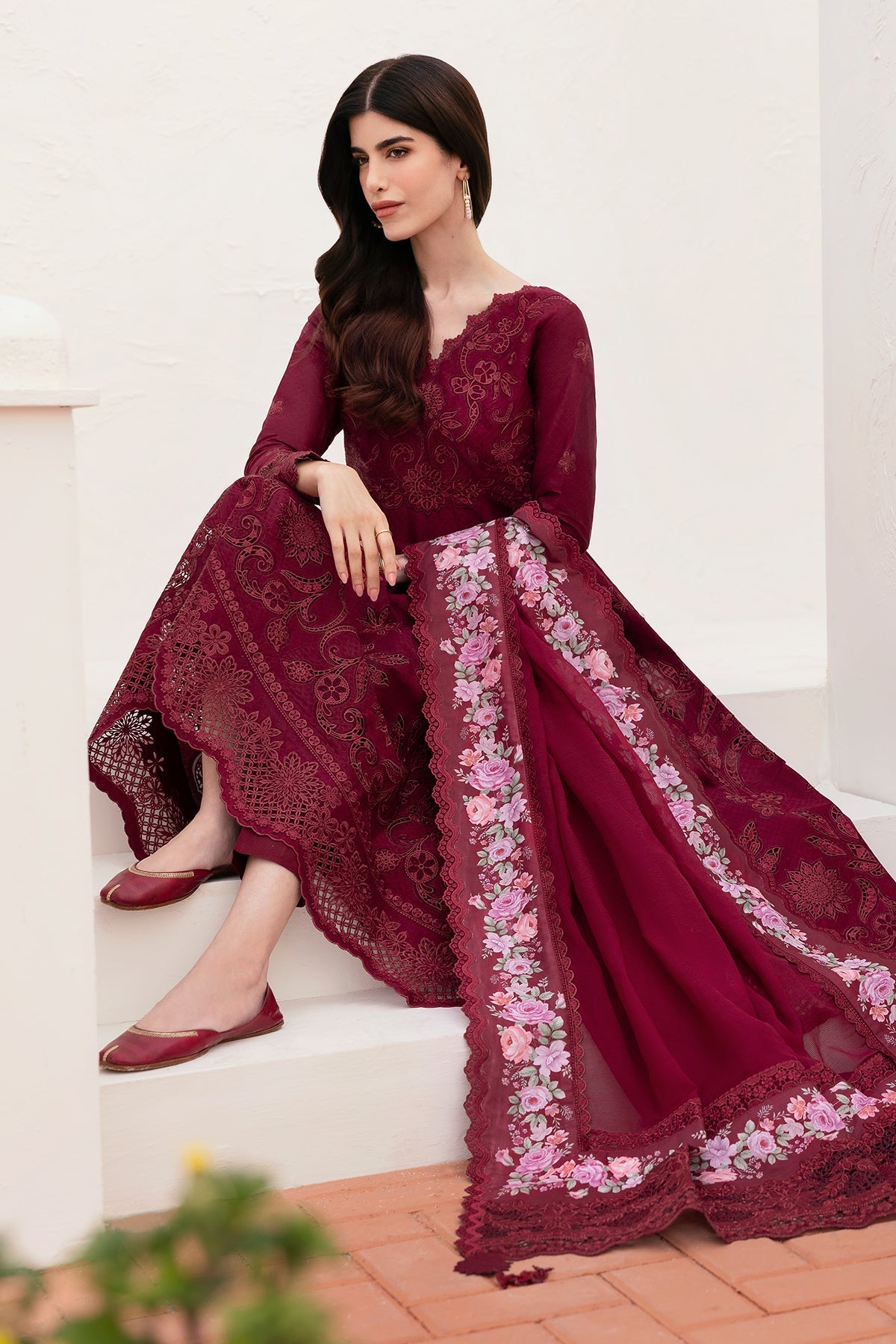 EMBROIDERED LAWN EL26-D05