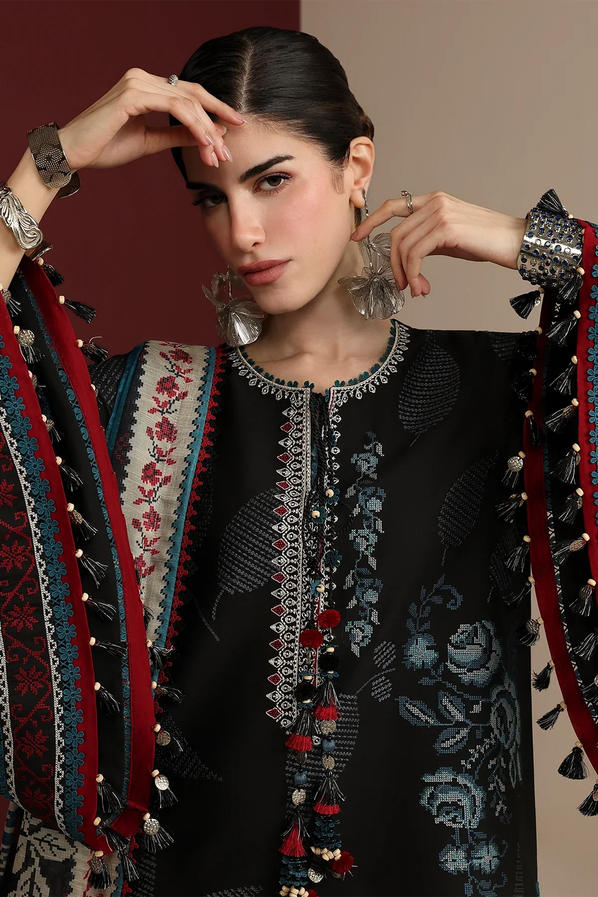 EMBROIDERED LAWN IL26-D05