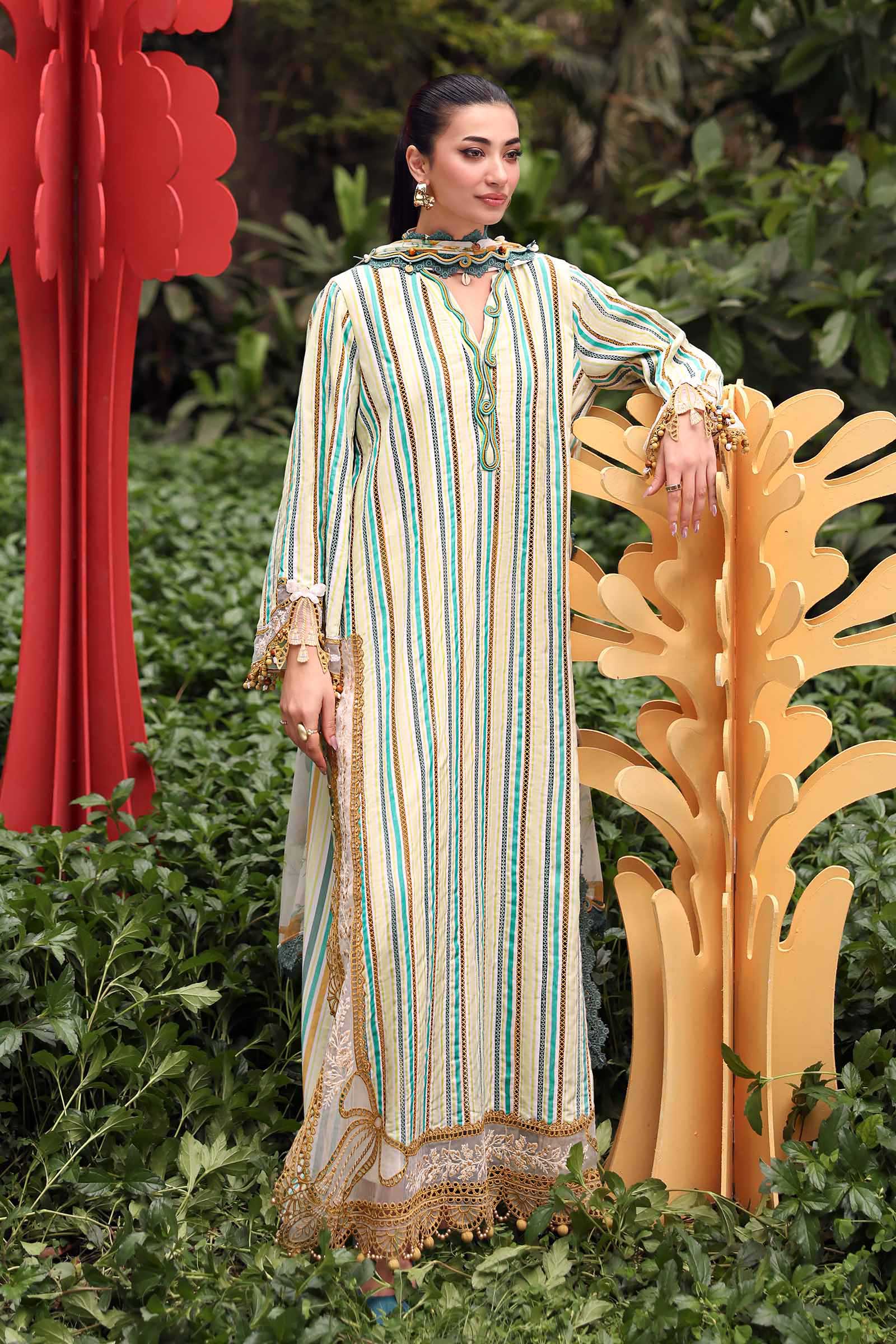 3 Piece Embroidered Jacquard Suit