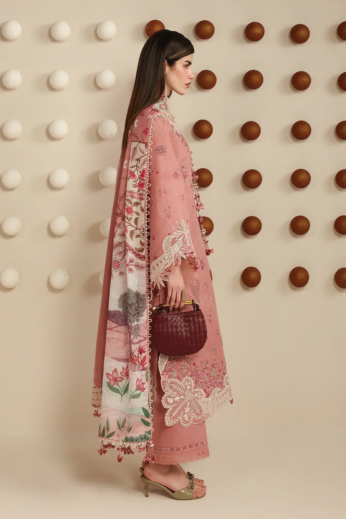 EMBROIDERED LAWN IL26-D04