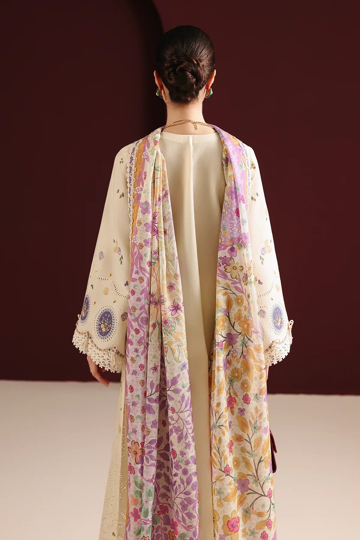 EMBROIDERED LAWN IL26-D01
